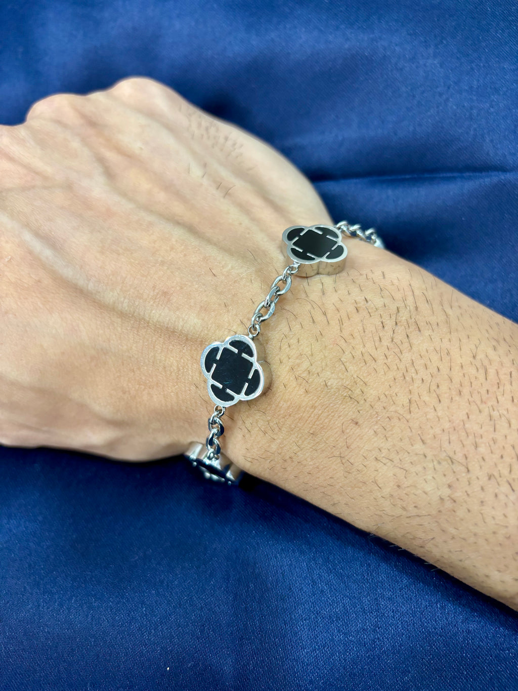 VANEZ Clover Leaf Bracelet