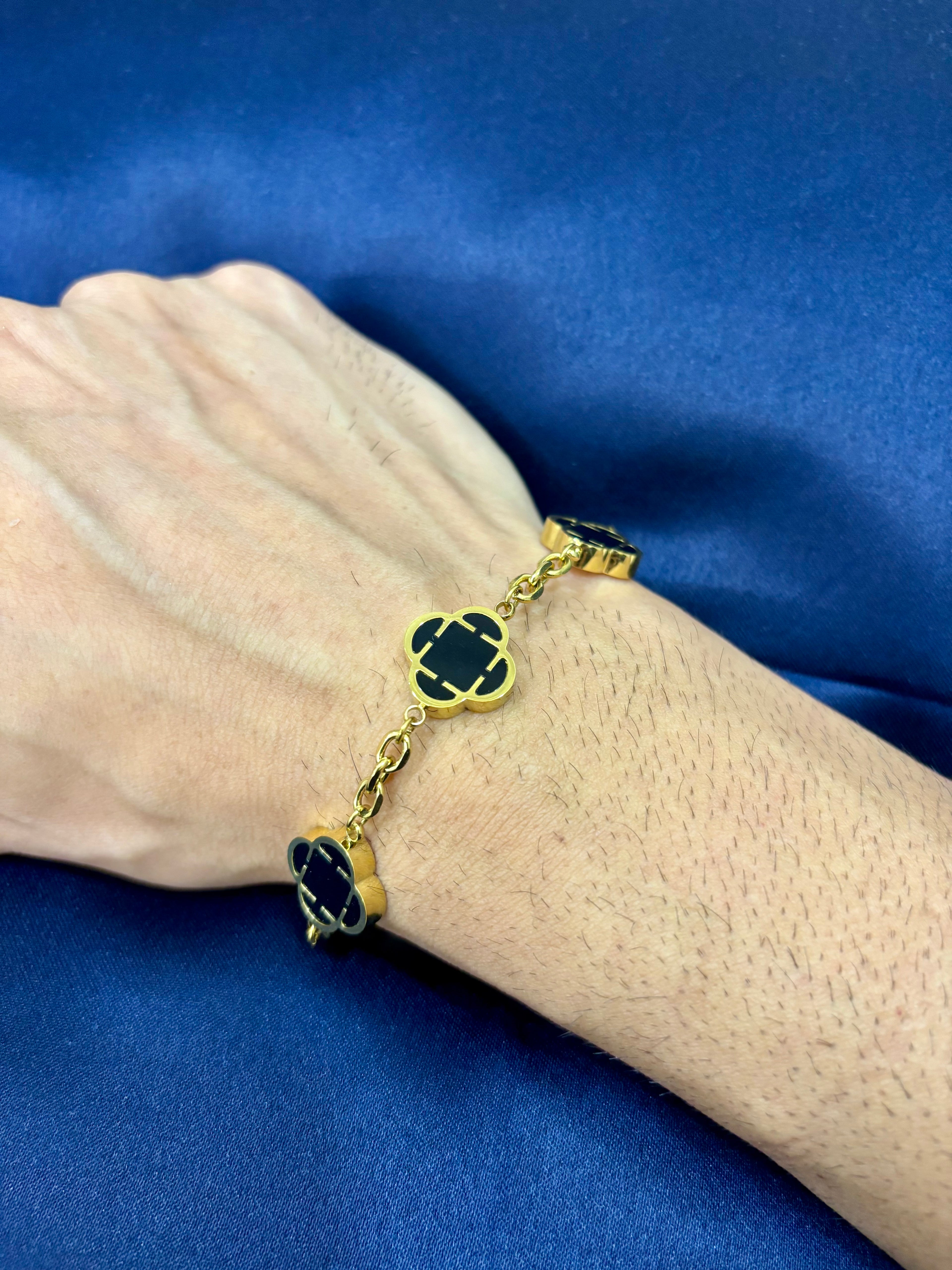 VANEZ Clover Leaf Bracelet