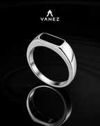 VANEZ Signet Statement Ring